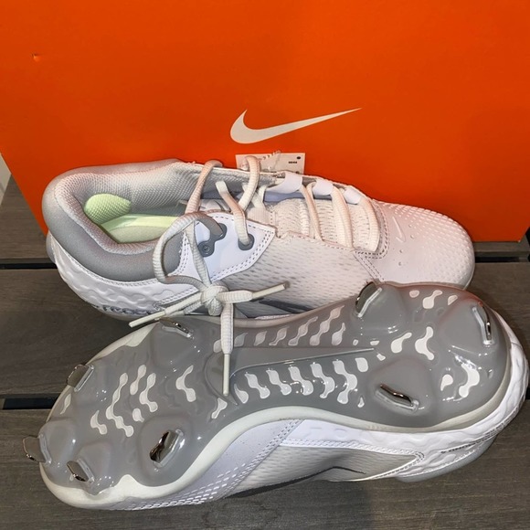 Nike Hyperdiamond 4 Elite Women's Softball Cleats - NWOB Sz 9.5 - Picture 3 of 6